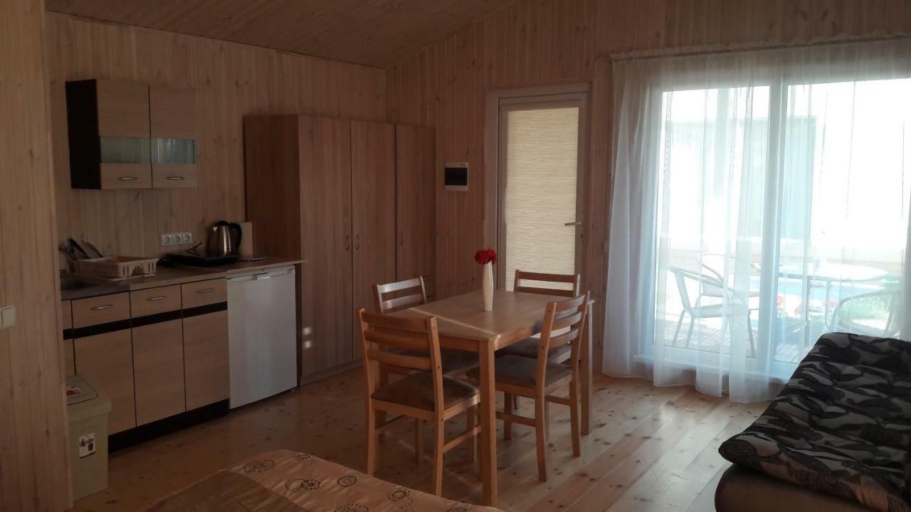 Vila Laima Hotel Šventoji Buitenkant foto